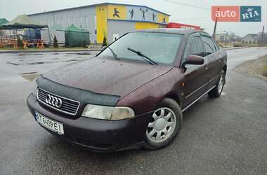 Седан Audi A4 1996 в Коломые