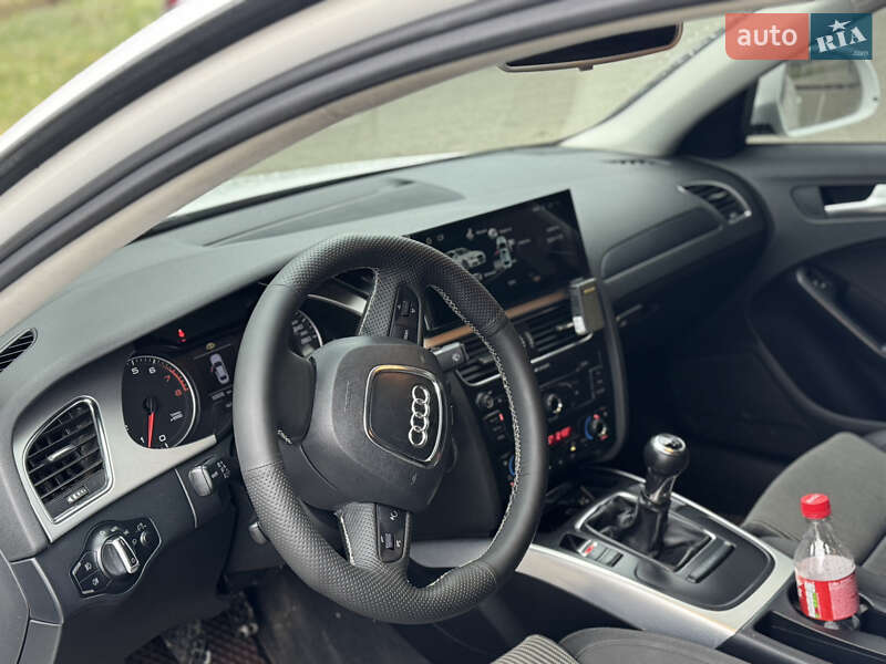 Седан Audi A4 2008 в Новояворовске фото 14 Седан Audi A4 2008 в Новояворовске
