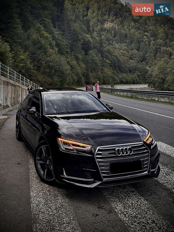 Audi A4 2017 Audi A4 2017