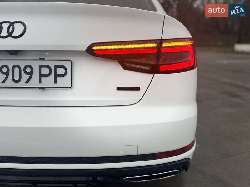 Седан Audi A4 2018 в Киеве фото 28 Седан Audi A4 2018 в Киеве