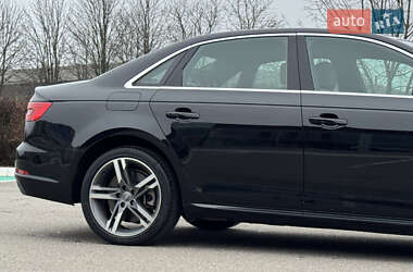 Седан Audi A4 2016 в Киеве