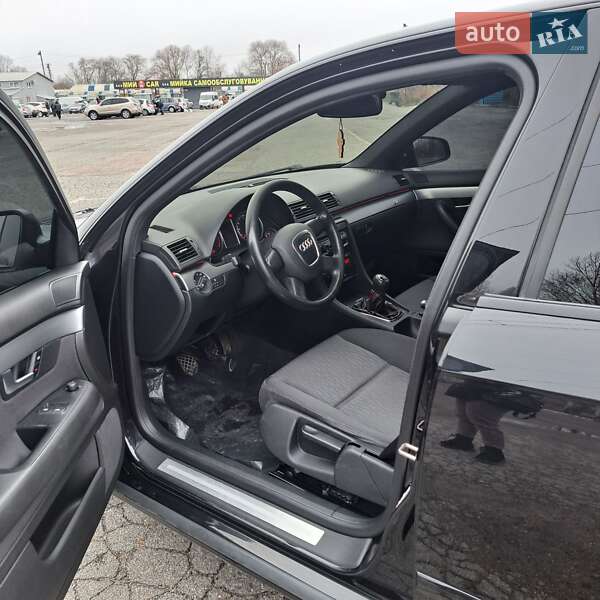 Седан Audi A4 2005 в Змиеве