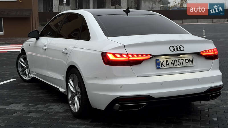Седан Audi A4 2023 в Киеве