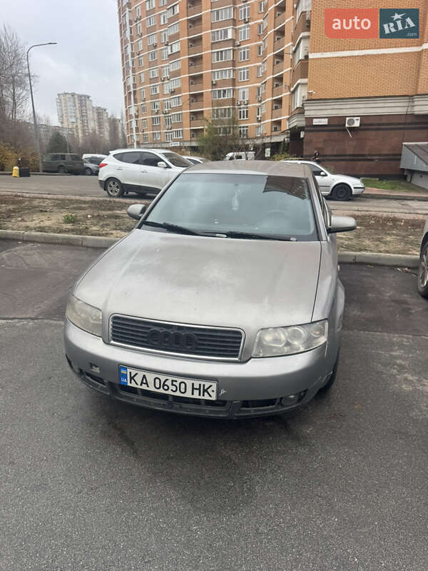 Седан Audi A4 2003 в Киеве