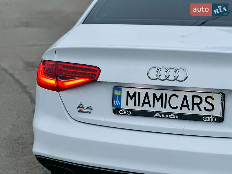 Седан Audi A4 2013 в Харкові