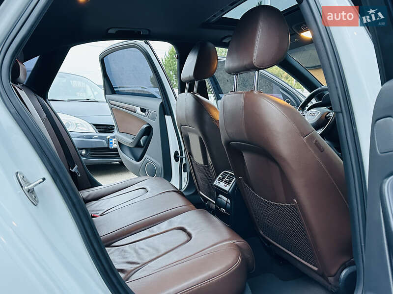 Седан Audi A4 2013 в Харкові