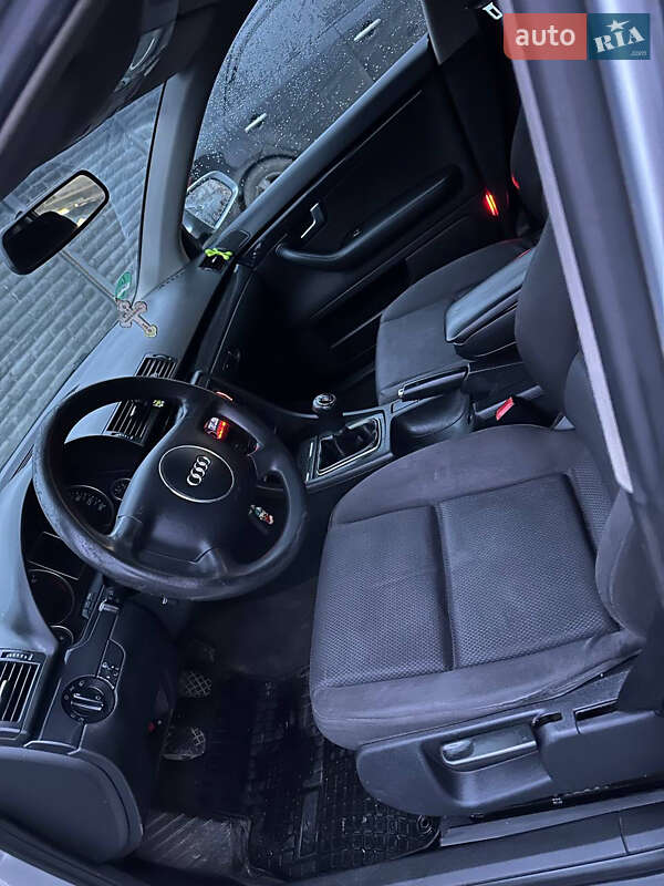 Седан Audi A4 2003 в Виннице