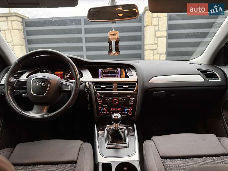 Универсал Audi A4 2009 в Львове