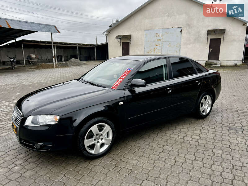 Седан Audi A4 2006 в Надворной