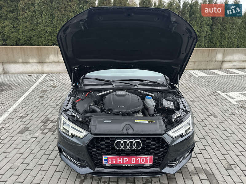 Седан Audi A4 2018 в Ровно