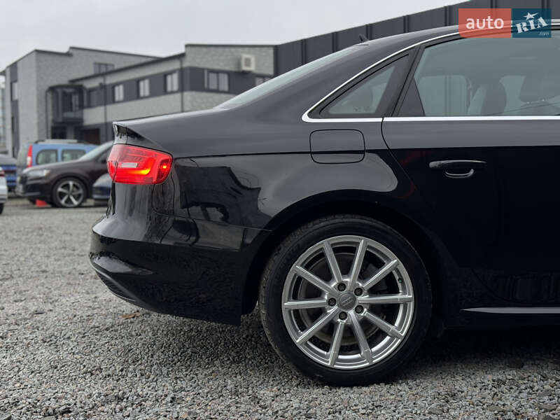 Седан Audi A4 2015 в Луцьку фото 20 Седан Audi A4 2015 в Луцьку