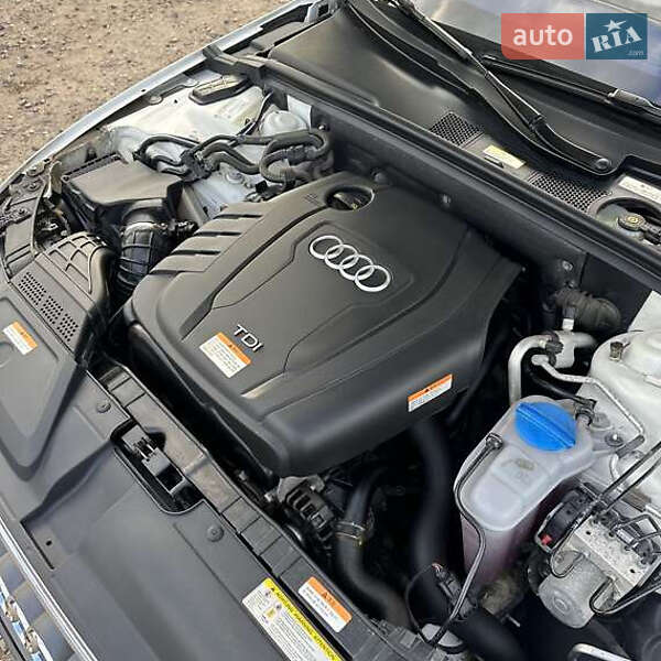 Седан Audi A4 2014 в Киеве