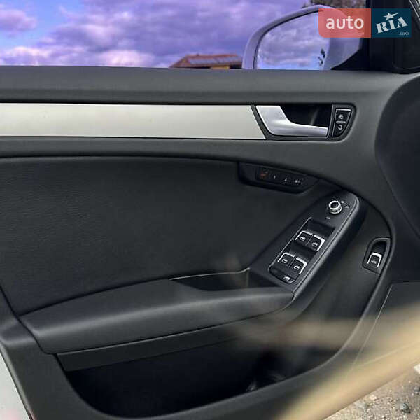 Седан Audi A4 2014 в Киеве