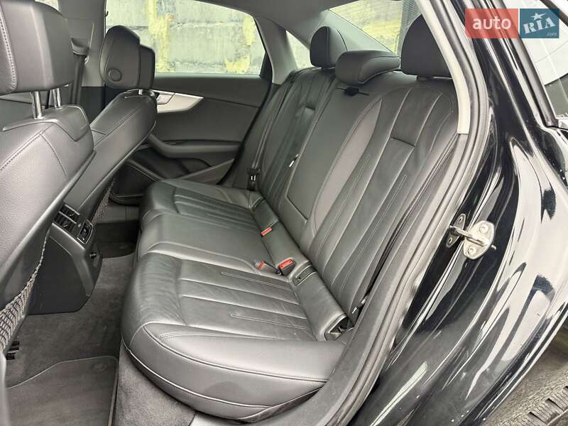 Седан Audi A4 2016 в Харкові