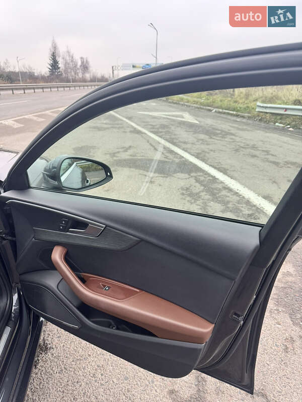 Седан Audi A4 2017 в Львове