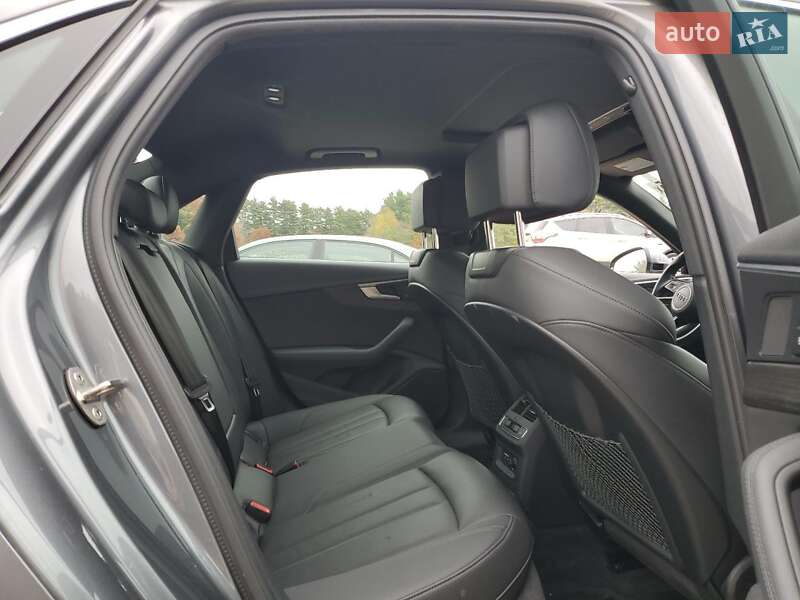 Седан Audi A4 2019 в Львове