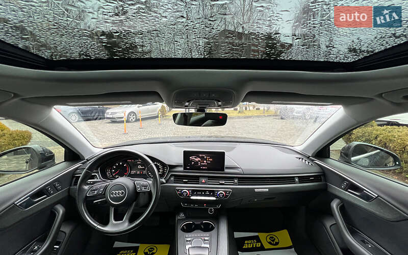 Седан Audi A4 2017 в Львове