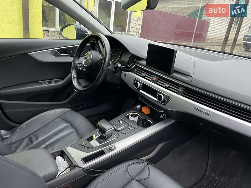 Седан Audi A4 2017 в Киеве фото 22 Седан Audi A4 2017 в Киеве