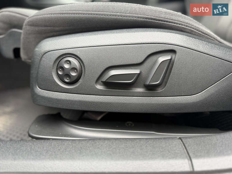 Универсал Audi A4 2017 в Виннице