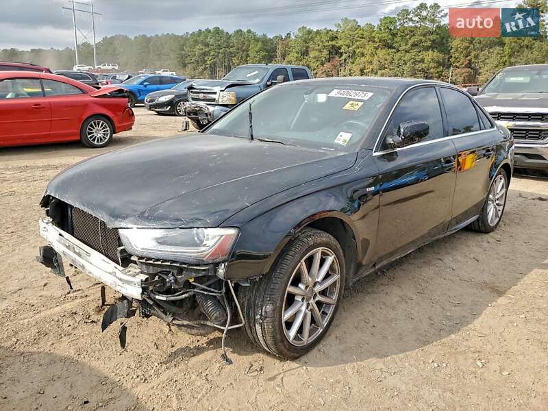 Седан Audi A4 2015 в Львове