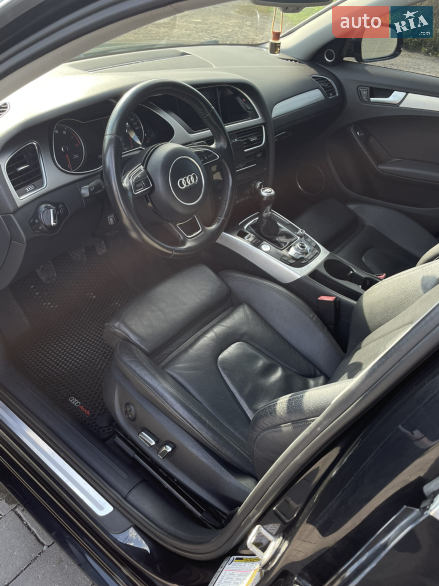 2013 Audi A4 - мініатюра 9