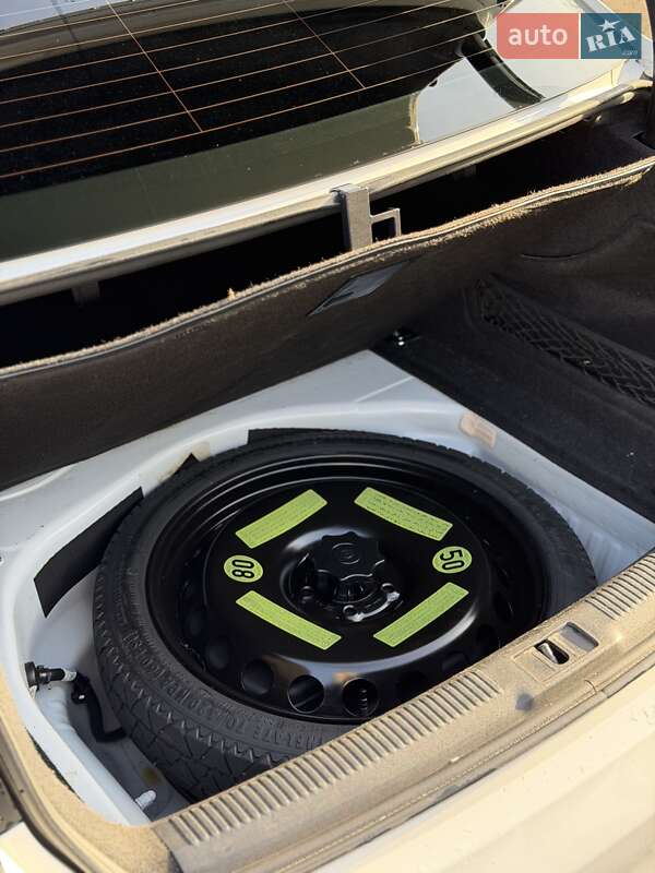 Седан Audi A4 2013 в Бориславе фото 35 Седан Audi A4 2013 в Бориславе