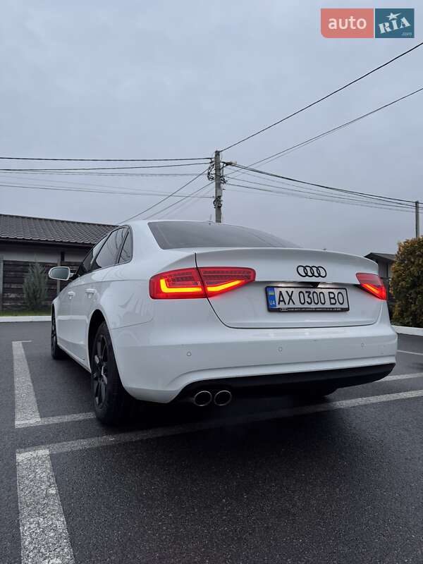 Седан Audi A4 2014 в Харькове