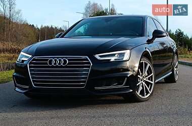 Седан Audi A4 2017 в Львове