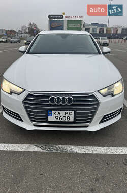 Седан Audi A4 2017 в Киеве
