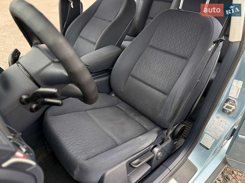 Седан Audi A4 2005 в Дніпрі