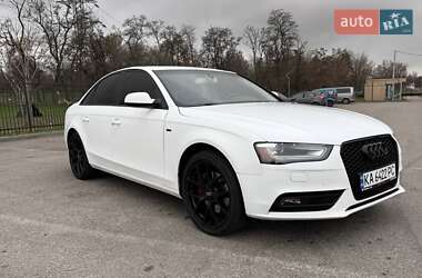 Седан Audi A4 2014 в Дніпрі