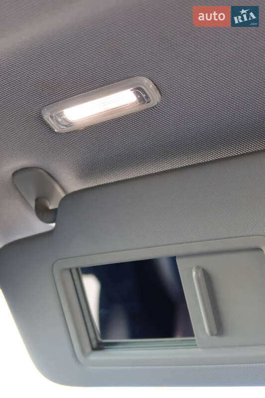 Седан Audi A4 2016 в Львове