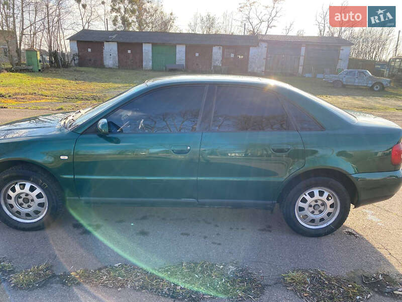 Седан Audi A4 1999 в Житомирі