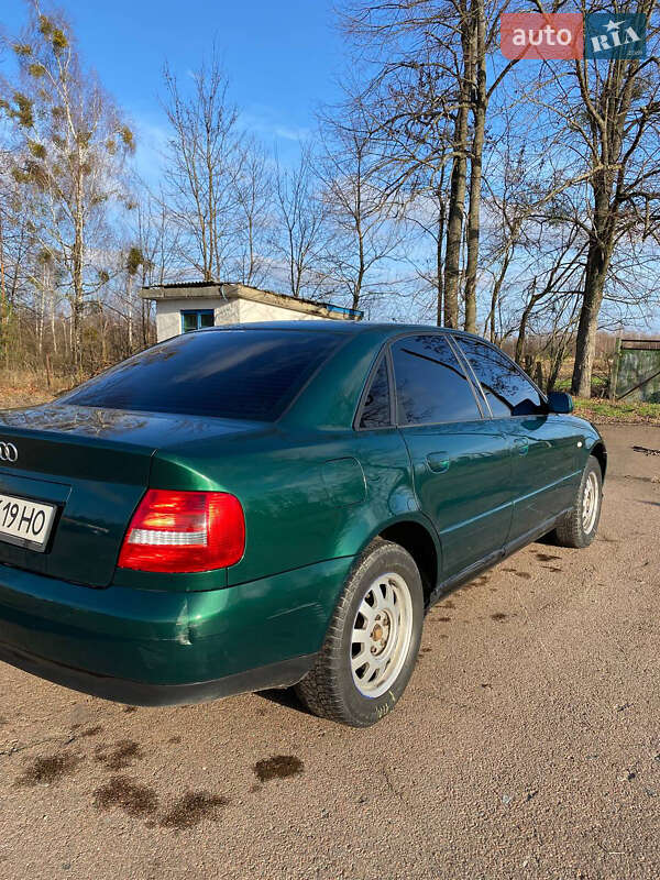 Седан Audi A4 1999 в Житомирі