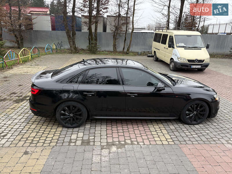 Седан Audi A4 2018 в Тернополе