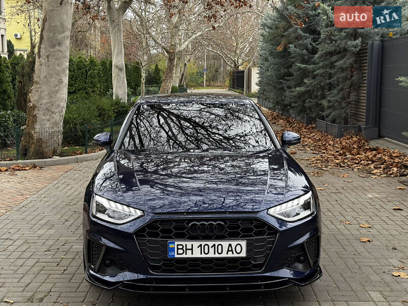 Седан Audi A4 2020 в Одессе