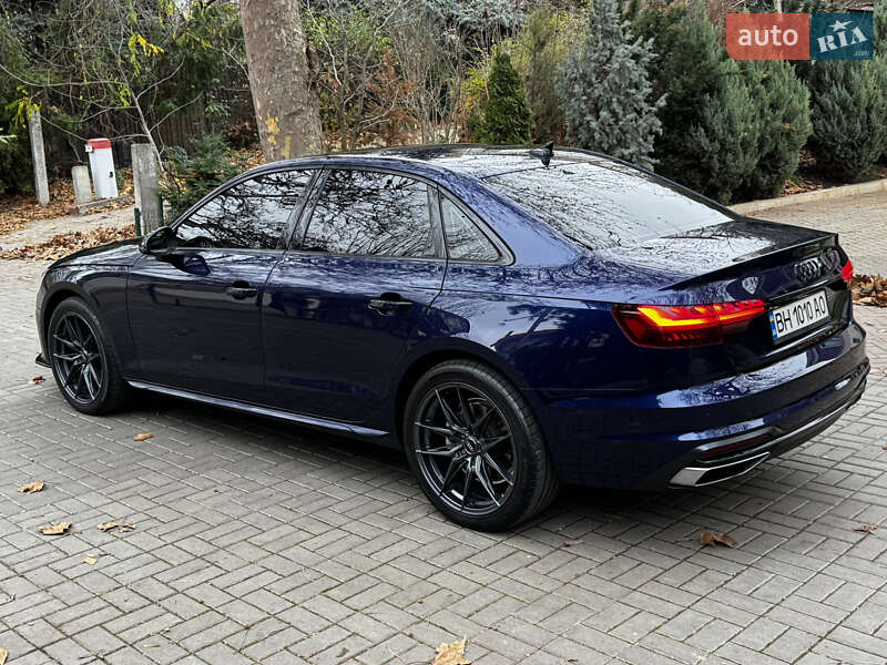 Седан Audi A4 2020 в Одессе