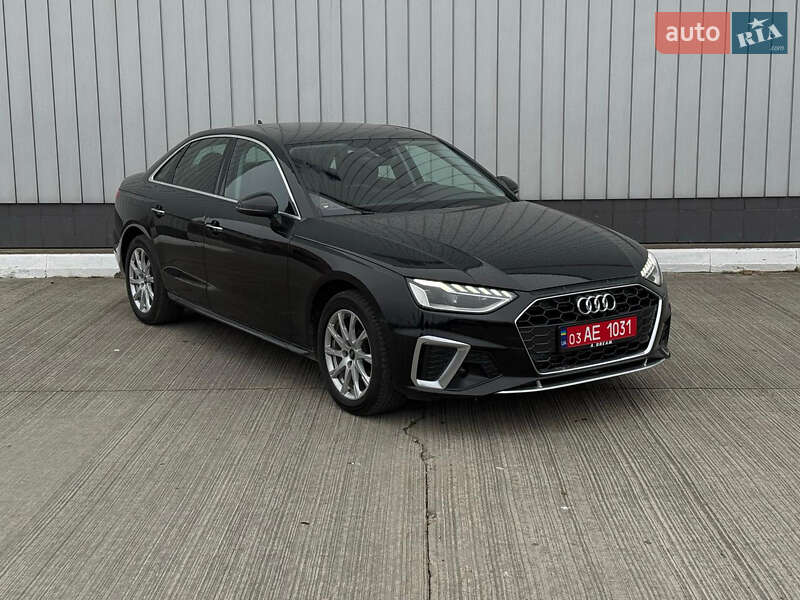 Седан Audi A4 2021 в Черновцах