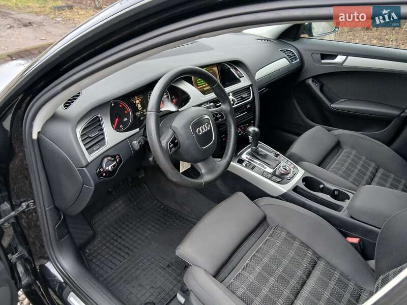 Седан Audi A4 2010 в Казатине