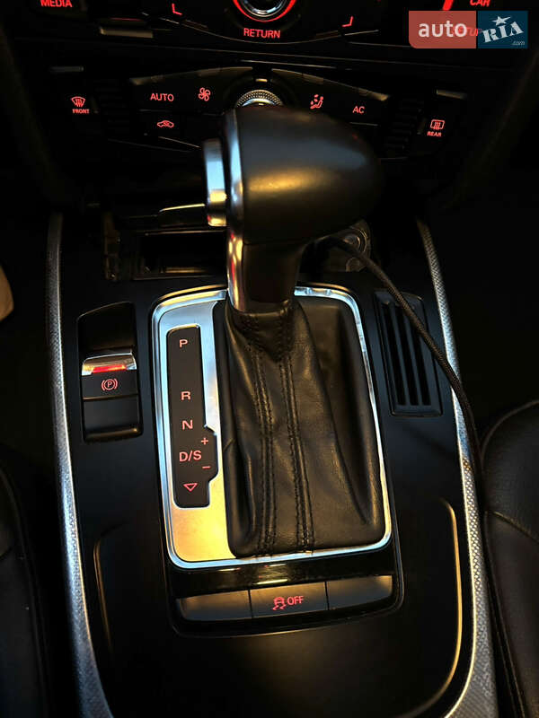 Седан Audi A4 2012 в Кривом Роге