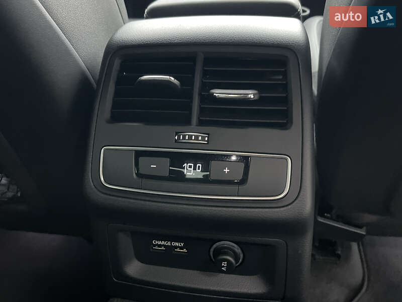 Седан Audi A4 2020 в Киеве фото 36 Седан Audi A4 2020 в Киеве