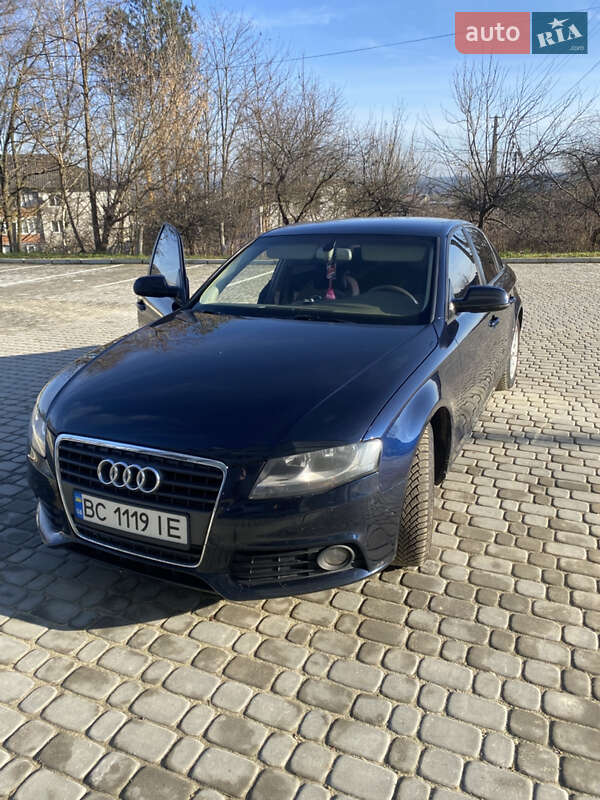 Седан Audi A4 2011 в Новояворовске фото 8 Седан Audi A4 2011 в Новояворовске