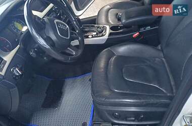 Седан Audi A4 2011 в Звягеле
