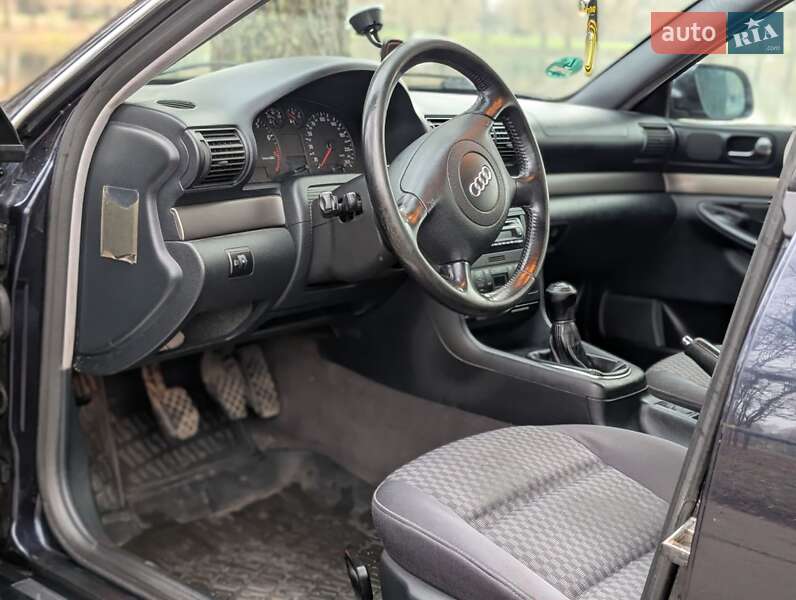 Седан Audi A4 1999 в Ровно фото 10 Седан Audi A4 1999 в Ровно