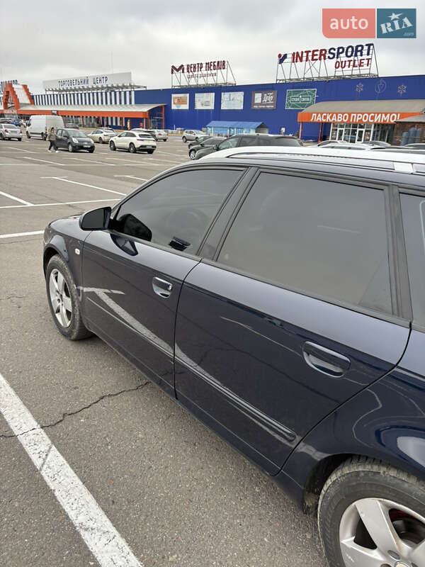 Универсал Audi A4 2005 в Пустомытах
