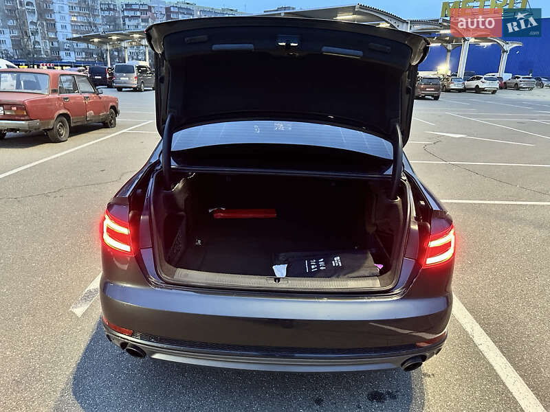 Седан Audi A4 2016 в Киеве фото 4 Седан Audi A4 2016 в Киеве