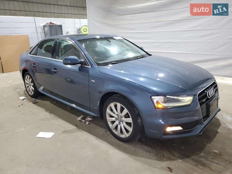 Седан Audi A4 2015 в Львове