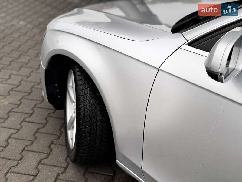 Седан Audi A4 2013 в Хмельницком