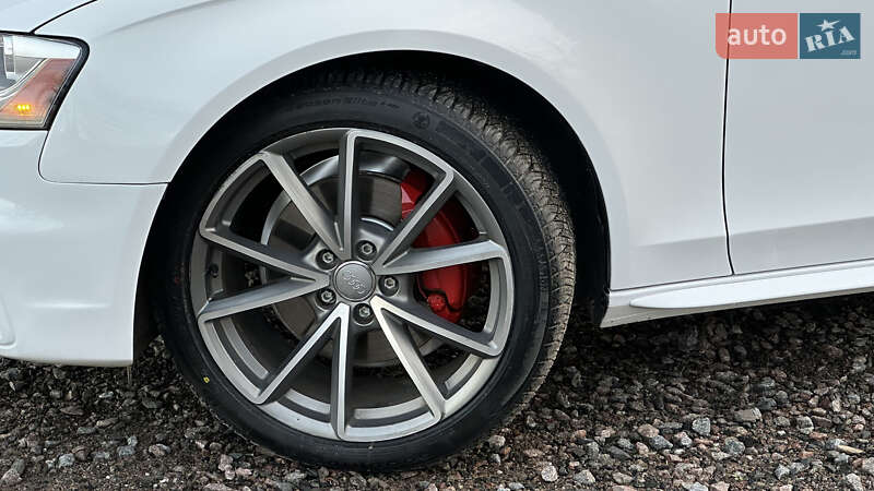 Седан Audi A4 2016 в Самборе