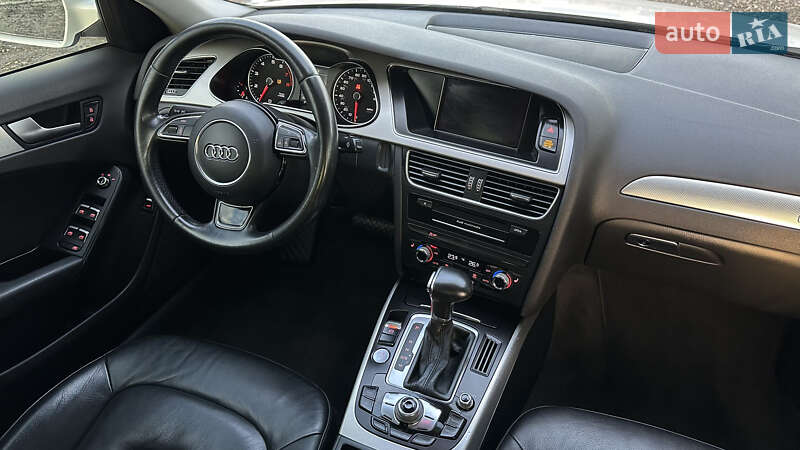 Седан Audi A4 2016 в Самборе